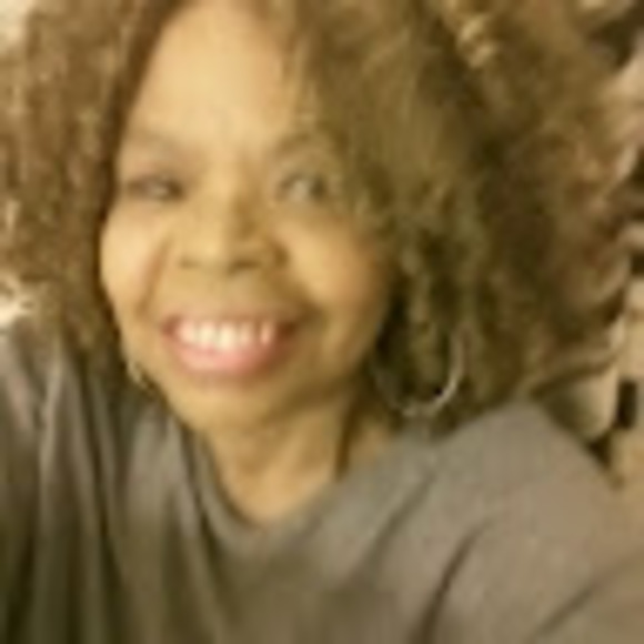 Meet your Posher, Charlene - Picture 1 of 1